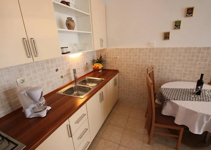 Brnic 2 アパート